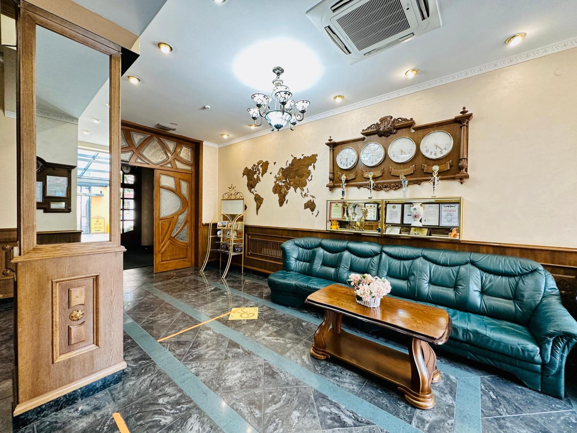 Hotel Star Mukačevo Exteriér fotografie
