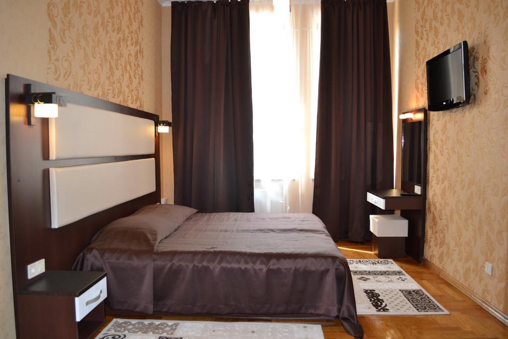 Hotel Star Mukačevo Exteriér fotografie